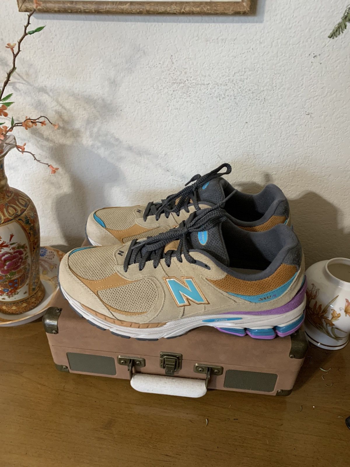 J.Crew × New Balance J Crew x New Balance 2002R sneakers Rain cloud/prism purple Size US 13 / EU 46 - 4 Thumbnail