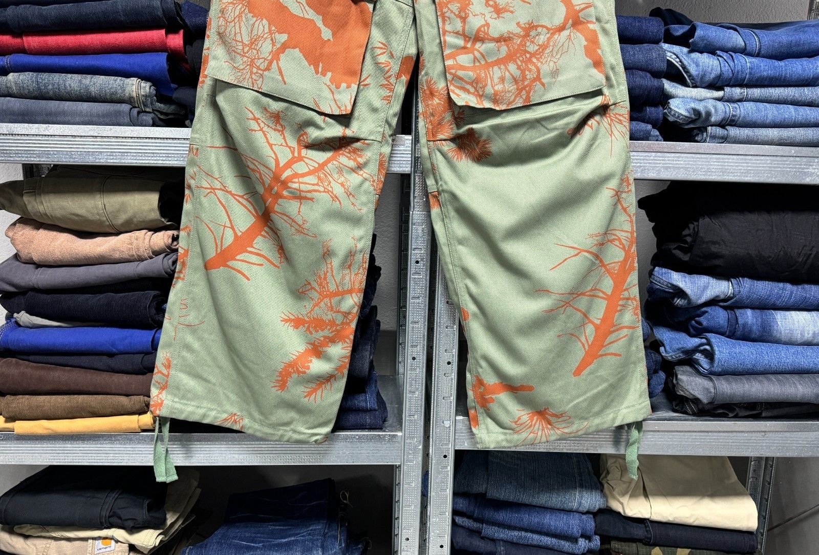 H&M NWOT H&M Edition by Tree Cargo Pant Size US 32 / EU 48 - 7 Thumbnail