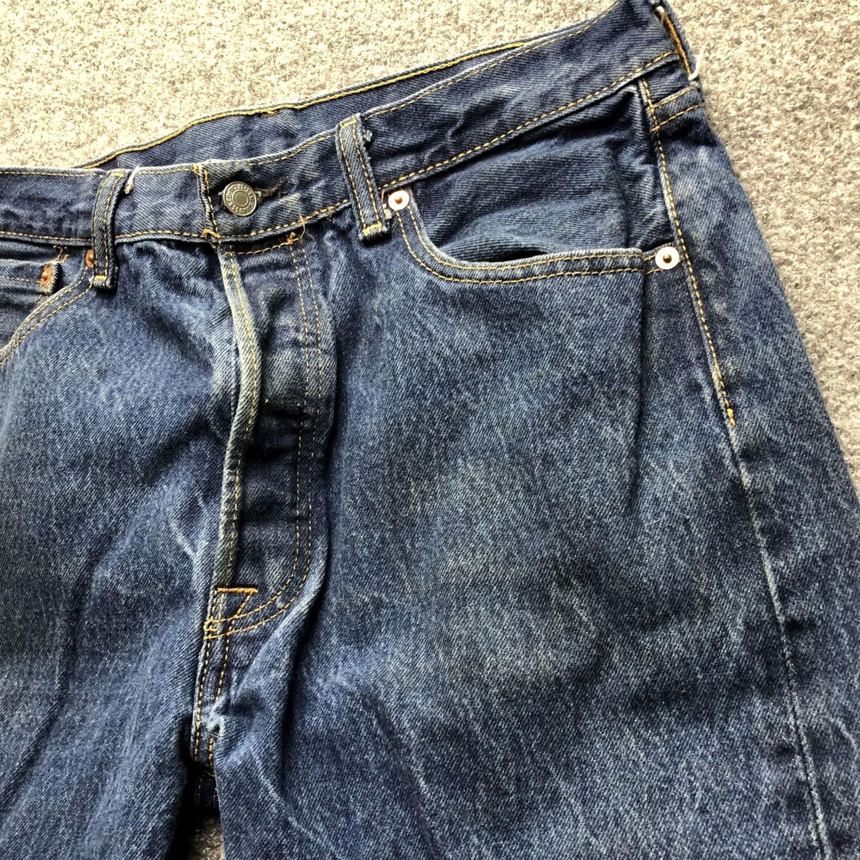 Levi's Levi's Jeans Mens 35x30 Blue Medium Wash Straight Leg Button Fly Denim Pants Size US 35 - 6 Thumbnail