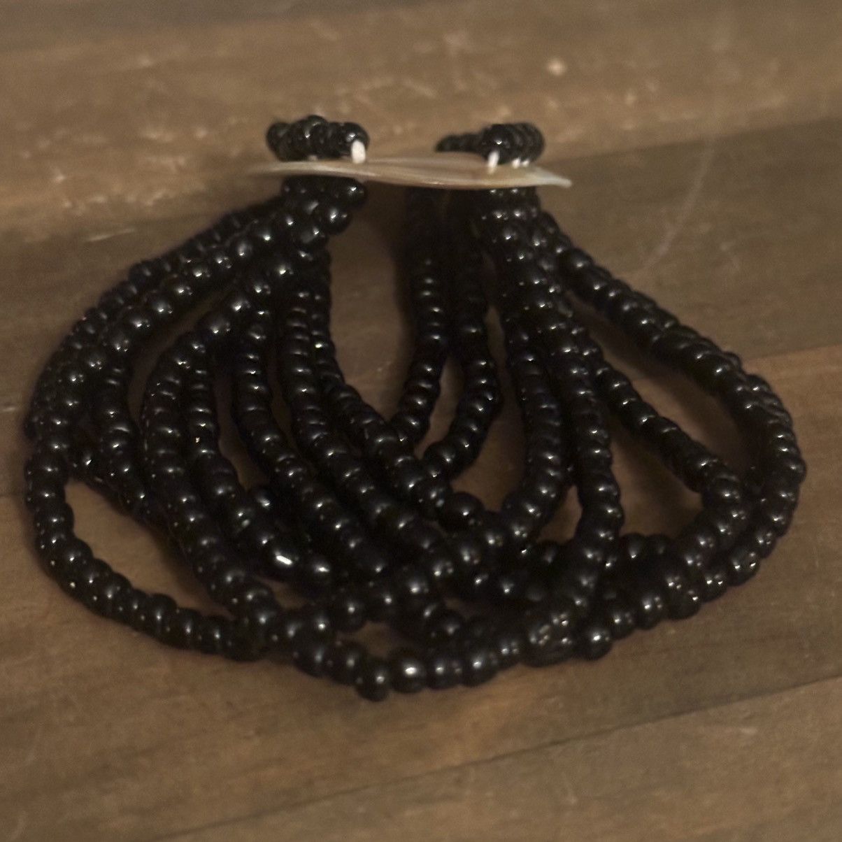 Vintage Multi strand black bead mother of pearl stretch bracelet Size ONE SIZE - 4 Thumbnail