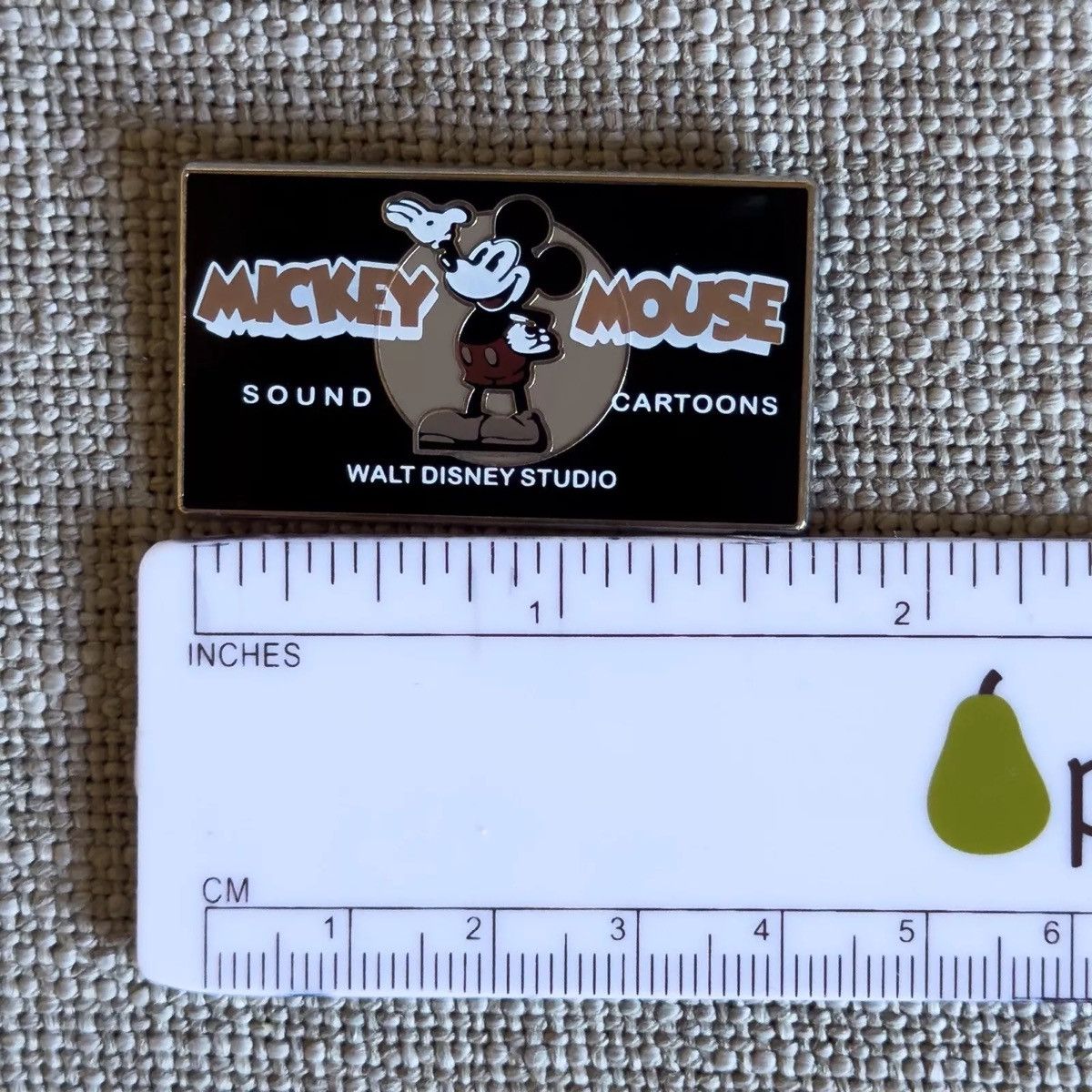 Disney 2014 Walt Disney Studio Mickey Mouse Sound Cartoons Pin Size ONE SIZE - 6 Thumbnail