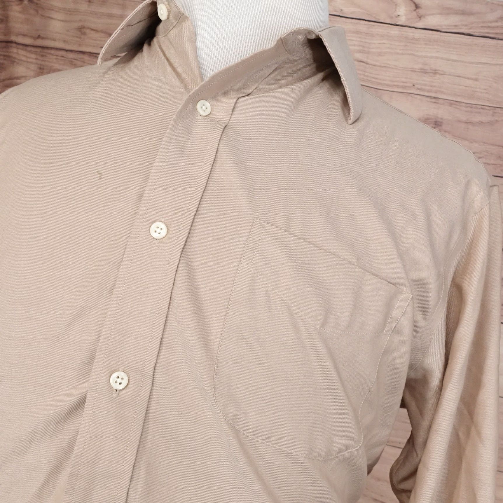 Ralph Lauren Vintage Ralph Lauren Classic Fit Non Iron Brown Dress Shirt Adult Medium 16 Mens Size 42R - 2 Thumbnail