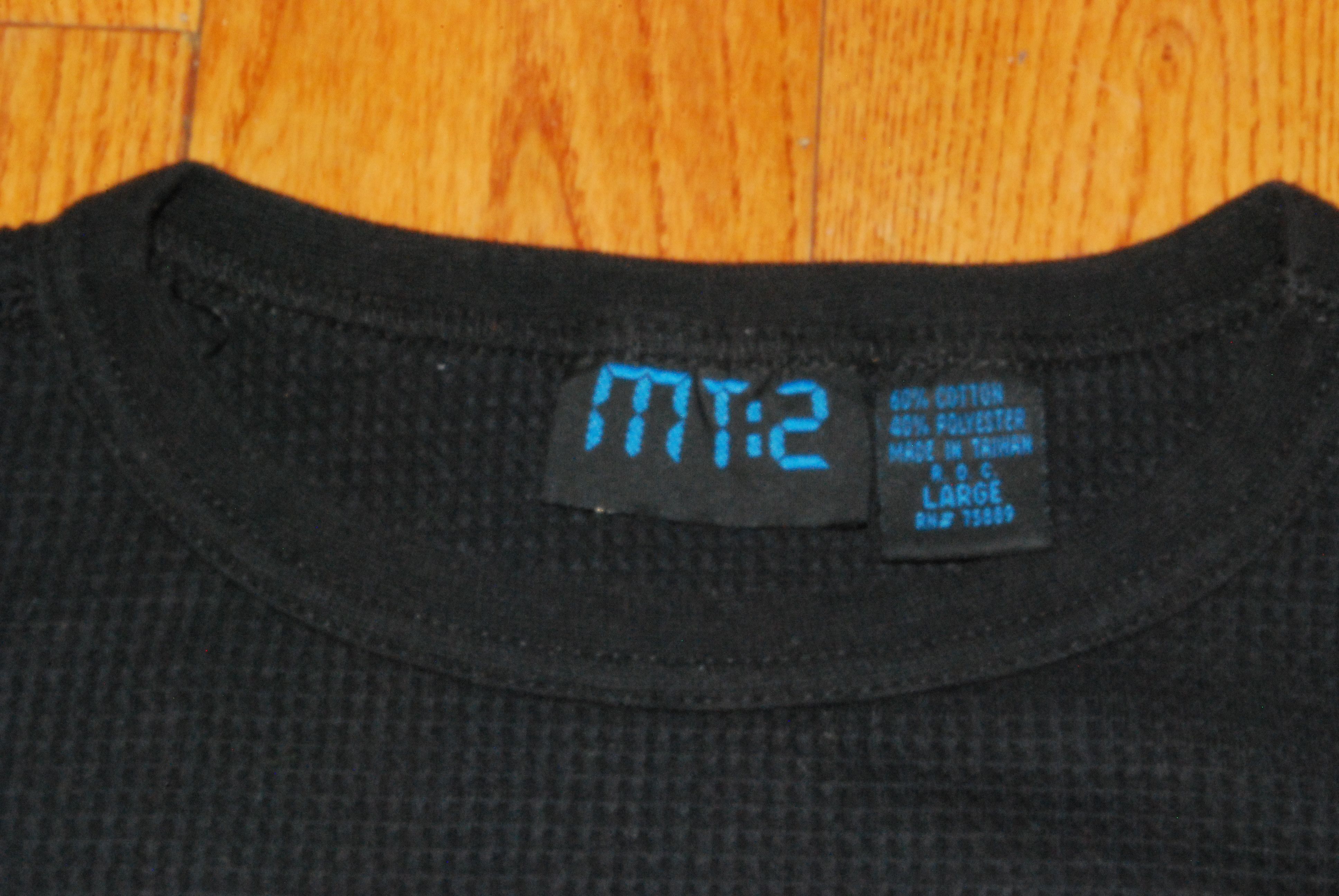 Hot Topic Gamer graphic from early Hot Topic days by MT:2 1990s Size US L / EU 52-54 / 3 - 5 Thumbnail