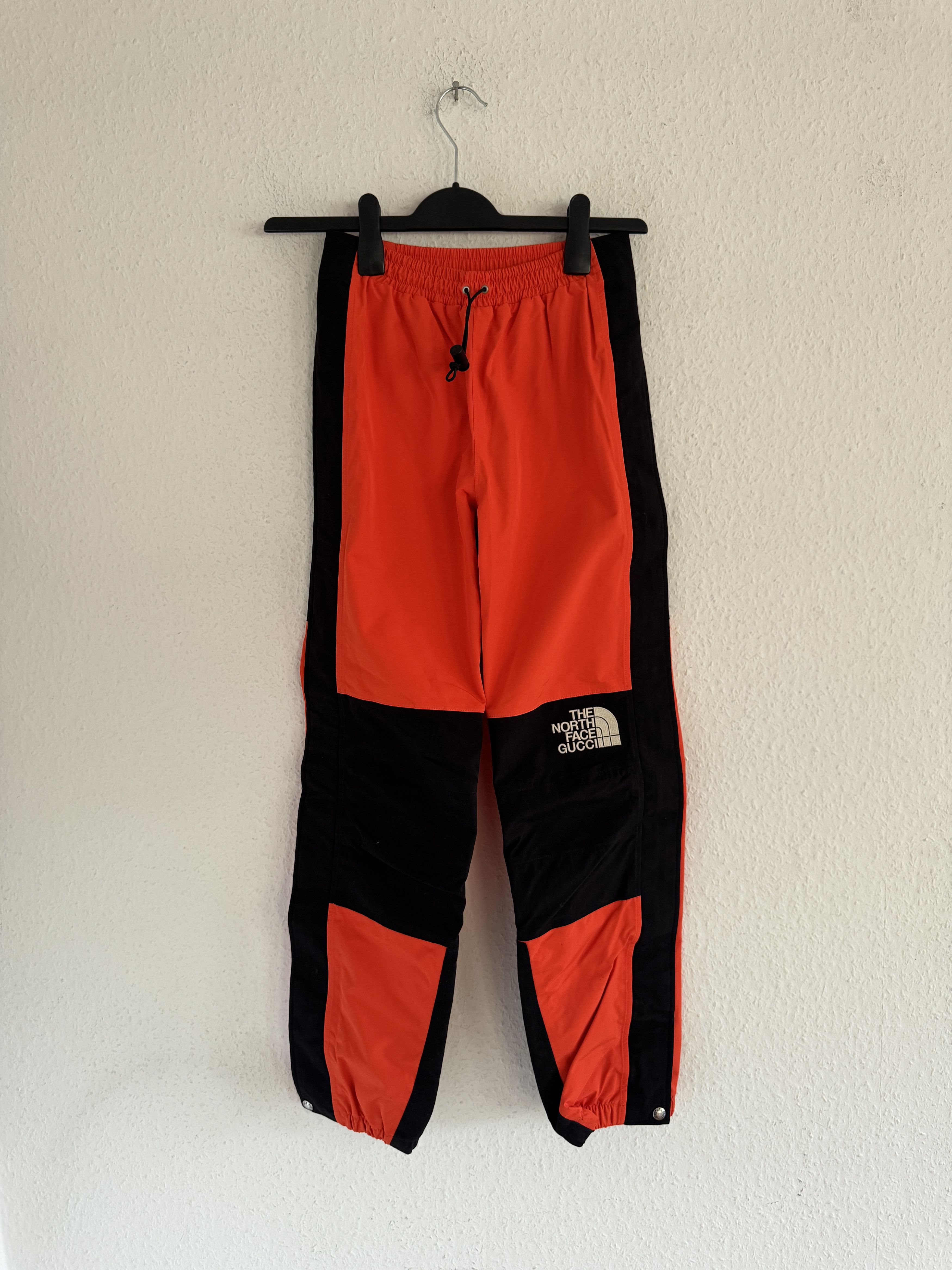Gucci × The North Face Nylon Track Pants Size US 26 / EU 42 - 1 Thumbnail