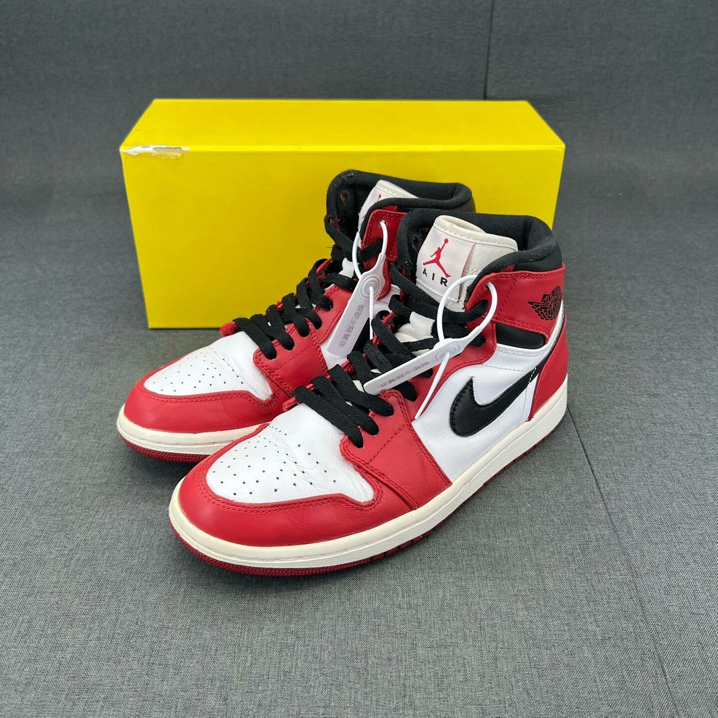 Nike Nike AJ1 Red Lowtop Sneakers 42 Men Size US 9 / EU 42 - 1 Thumbnail
