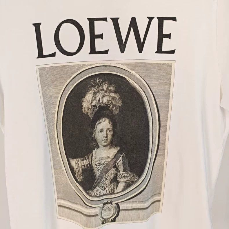 Loewe LOEWE White portrait print short sleeves Size S / US 4 / IT 40 - 2 Thumbnail