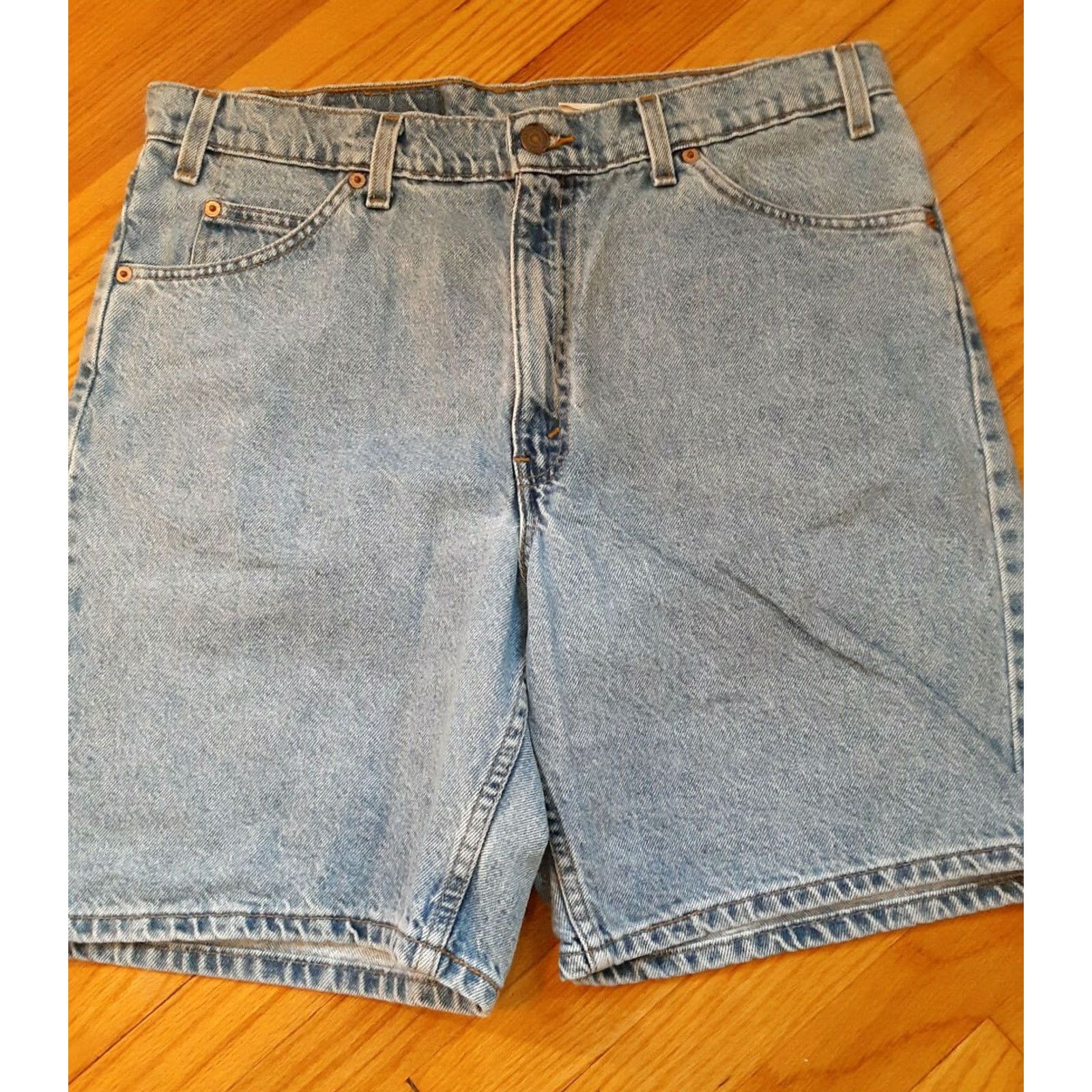 Levi's VINTAGE Levi's Orange Tab Blue Jeans Shorts Bermuda 36 Relaxed 90s Mens Blue Denim Cotton 550 Casual Size US 36 / EU 52 - 4 Thumbnail