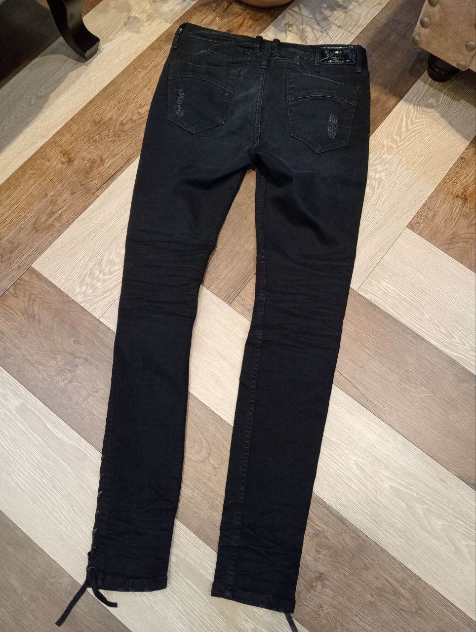 Robins Jeans ROBIN'S JEAN BLACK RIPPED FINISH LACE UP STRETCH SKINNY PANT Size 28" / US 6 / IT 42 - 13 Thumbnail