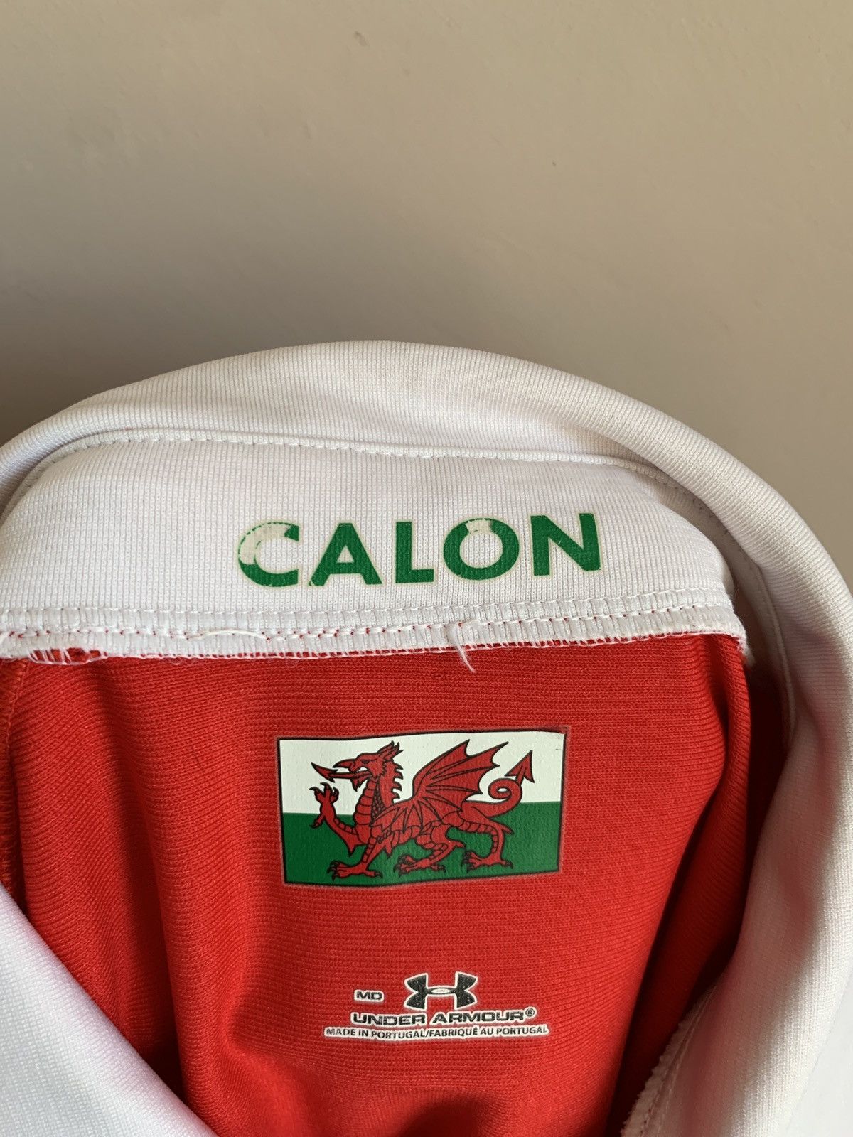 Under Armour Wales 2008 Home Rugby Union Shirt Under Armour Jersey Sz M Size US M / EU 48-50 / 2 - 11 Thumbnail