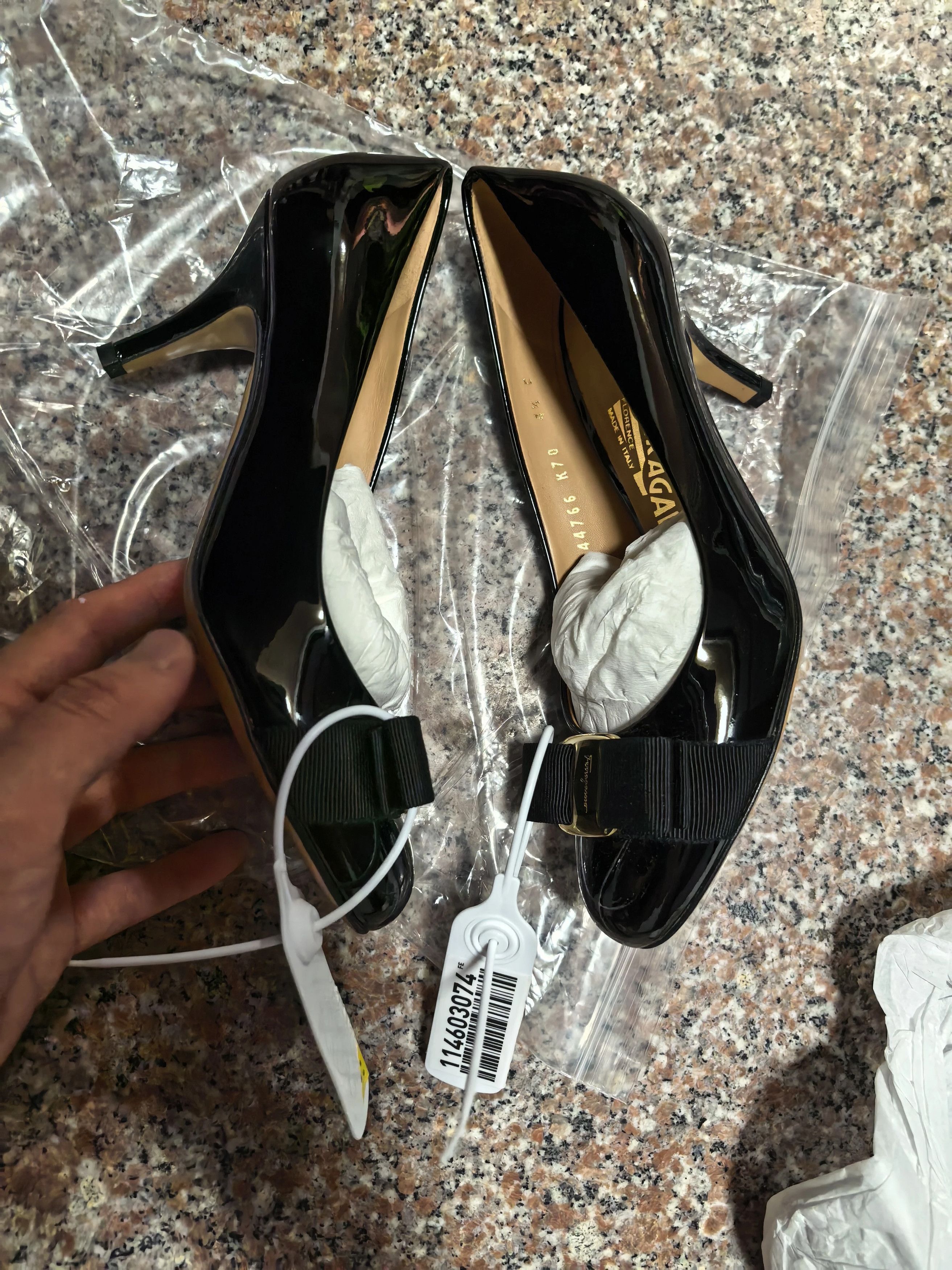 Salvatore Ferragamo Ferragamo Women's Classic High Heels US 4.5/EU 35 New Unused Size US 4.5 / IT 34.5 - 2 Thumbnail