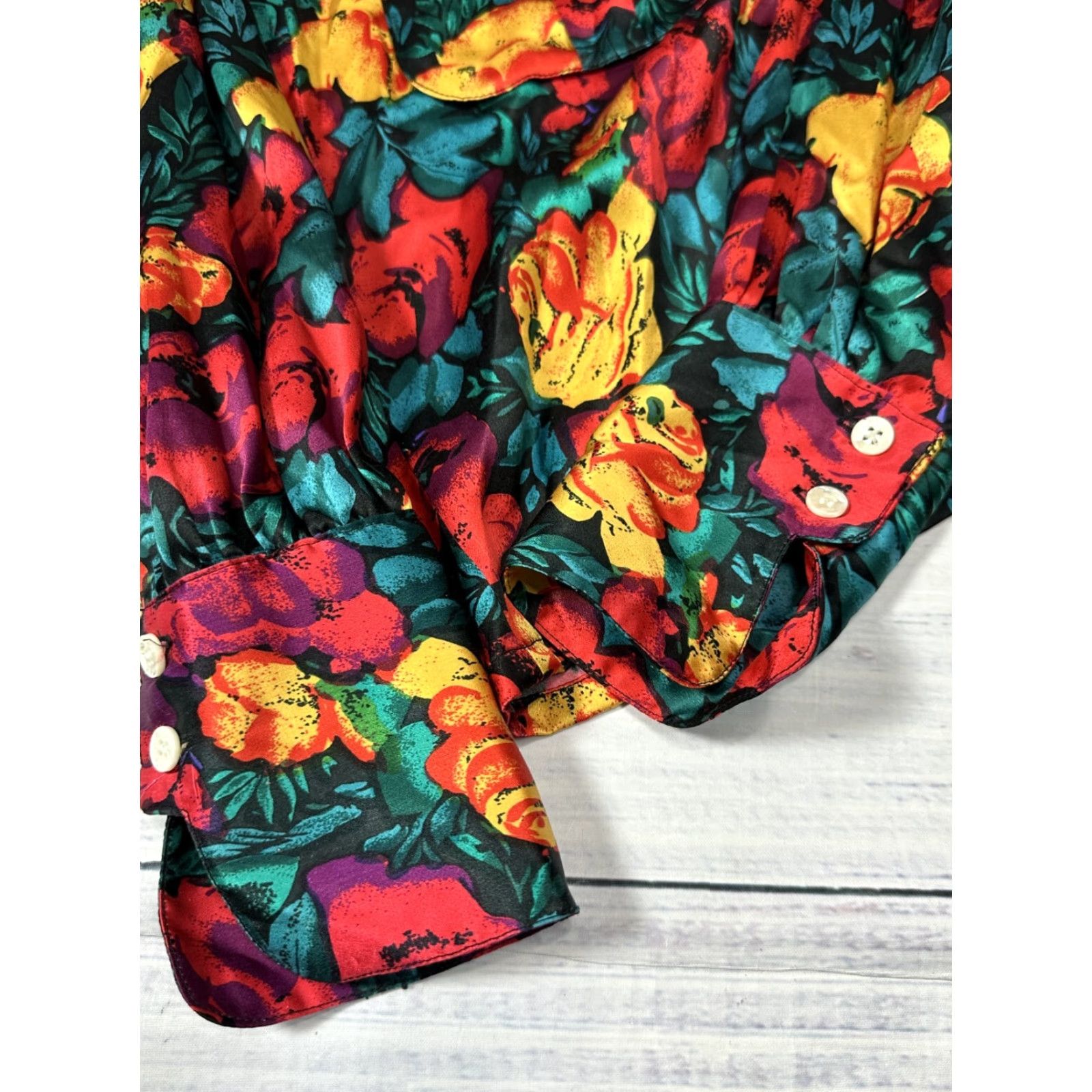 Vintage VINTAGE Boda Floral Green Red Silk Blouse Shirt Long Sleeve Shoulder Pads Sz 6 Size M / US 6-8 / IT 42-44 - 5 Thumbnail