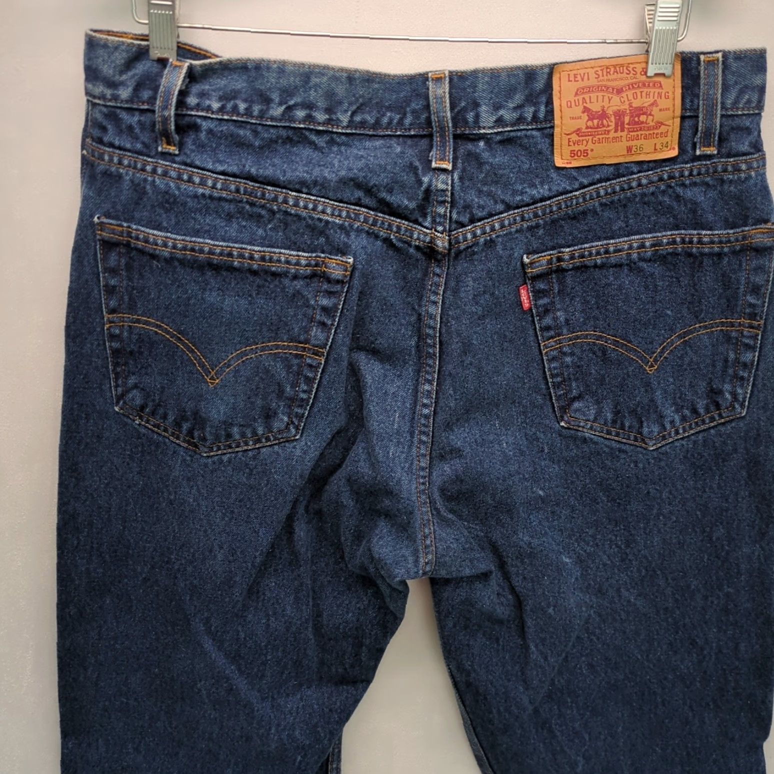 Levi's VINTAGE Levi's Jeans Mens 36x34 Blue Denim 505 Regular Straight Red Tab 90s 1999 Mens Size US 36 / EU 52 - 6 Thumbnail