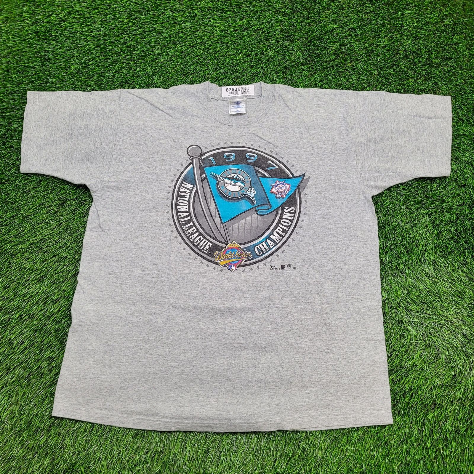 Pro Player VTG 1997 World Series Miami Marlins T-Shirt Tag XL (Fits L) Size US XL / EU 56 / 4 - 1 Thumbnail