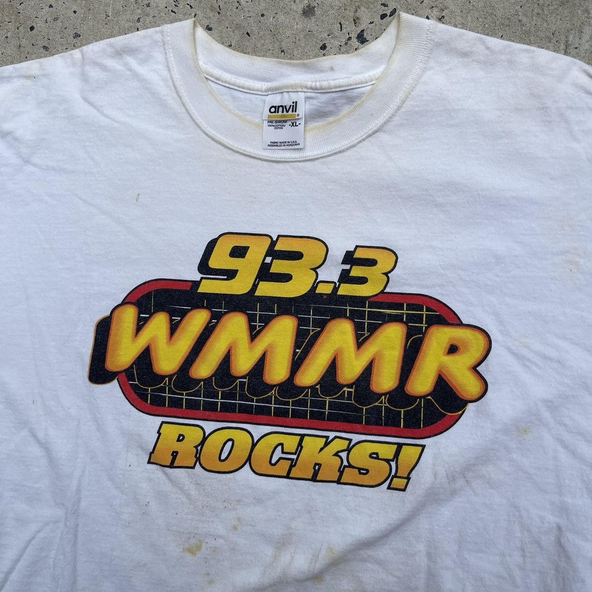 Anvil Vintage 90s Thrashed 93.3 WMMR ROCK Shirt Size US XL / EU 56 / 4 - 2 Thumbnail