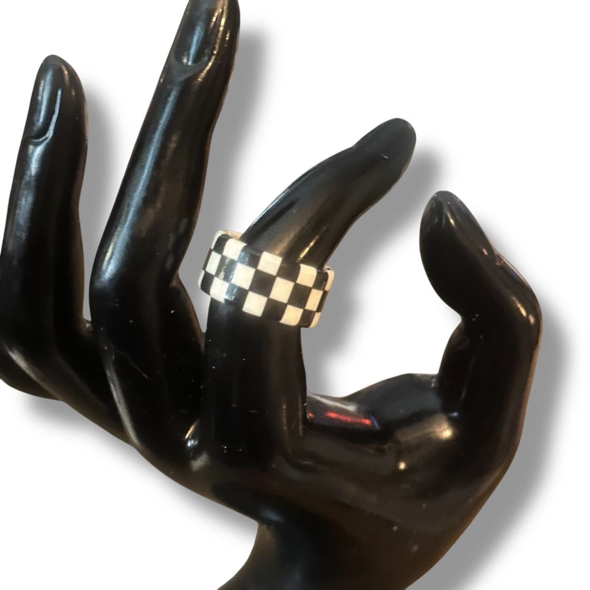 Vintage Vintage black and white checkered acrylic ring Size ONE SIZE - 2 Thumbnail
