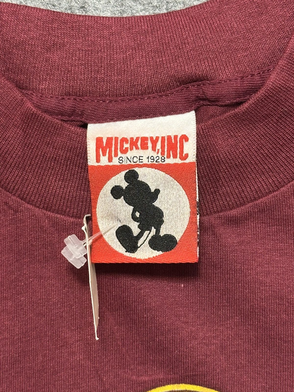 Mickey Inc vintage Disney T-shirt featuring a graphic of Mickey Mouse Size US M / EU 48-50 / 2 - 11 Thumbnail
