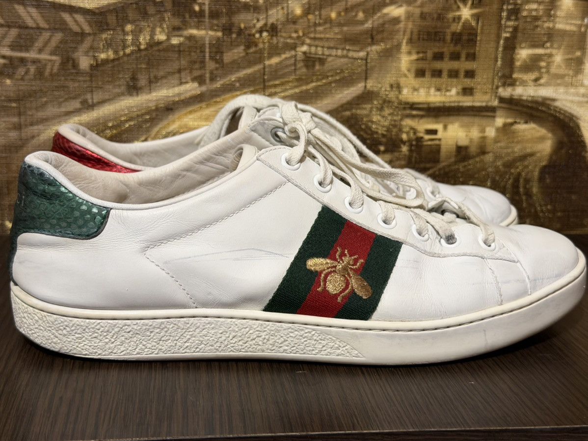 Gucci Gucci ACE Sneaker Embroidered Bees White Leather Gold Women Size US 8.5 / IT 38.5 - 8 Thumbnail