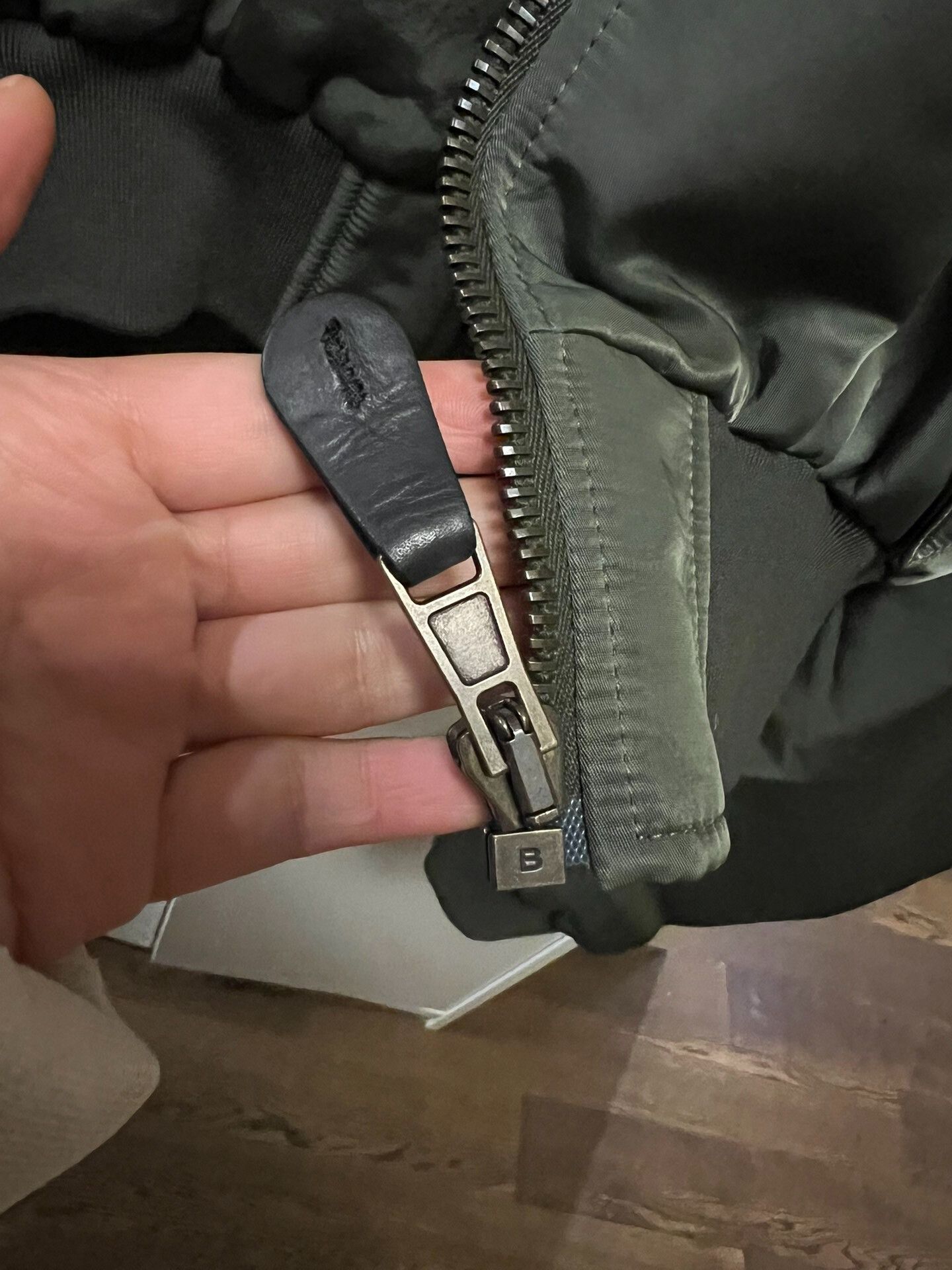 Balenciaga balenciaga green cropped er jacket Size US M / EU 48-50 / 2 - 7 Thumbnail