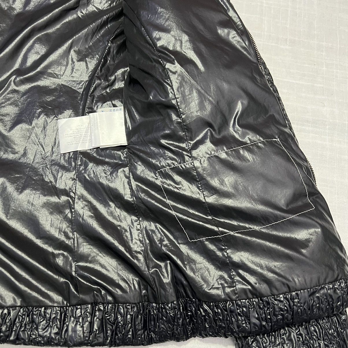Moncler Moncler vintage women’s down jacket Size XS / US 0-2 / IT 36-38 - 17 Thumbnail