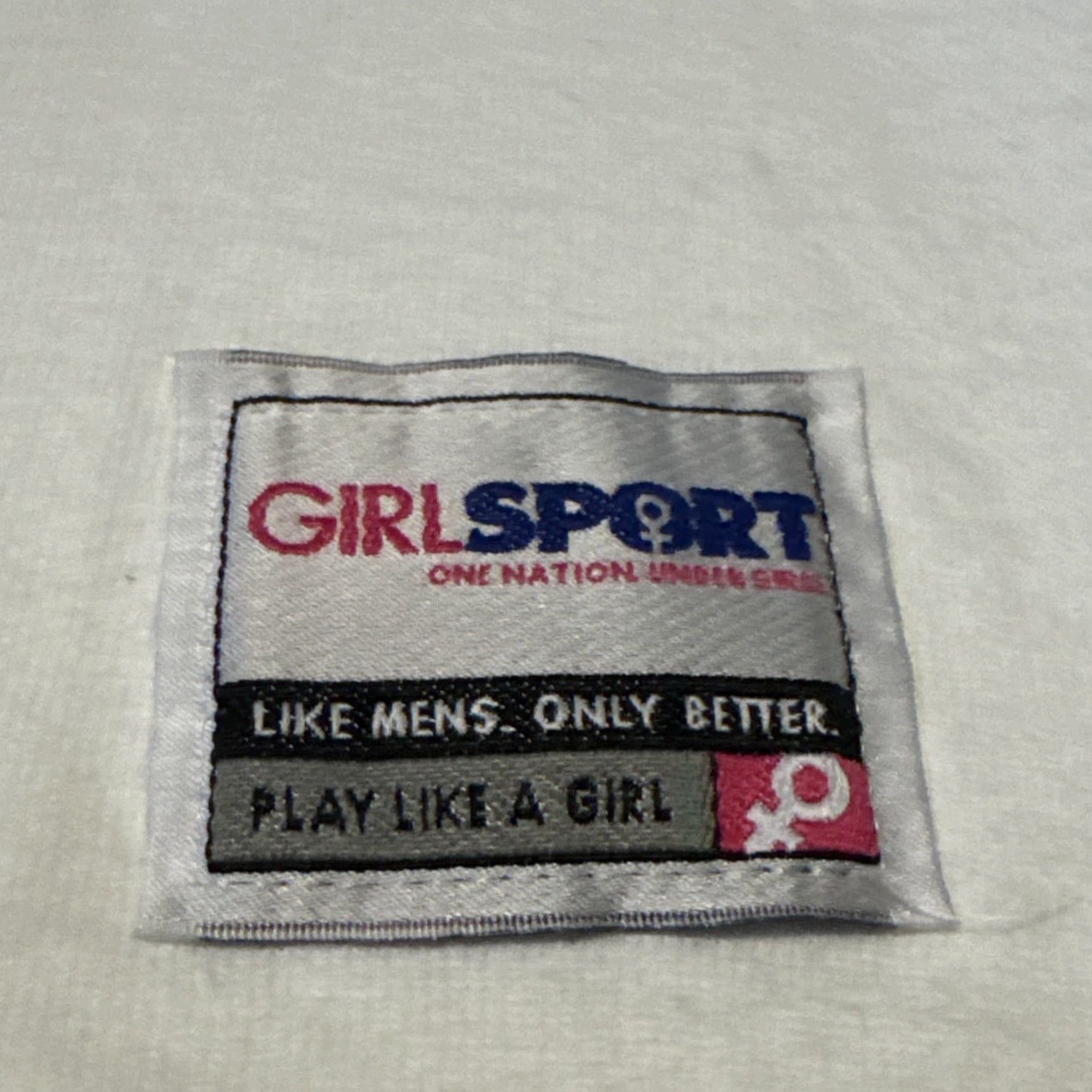 Vintage VINTAGE The Aussie T Company Burning It Up Play Like A Girl White T-Shirt XL Size XL / US 12-14 / IT 48-50 - 4 Thumbnail