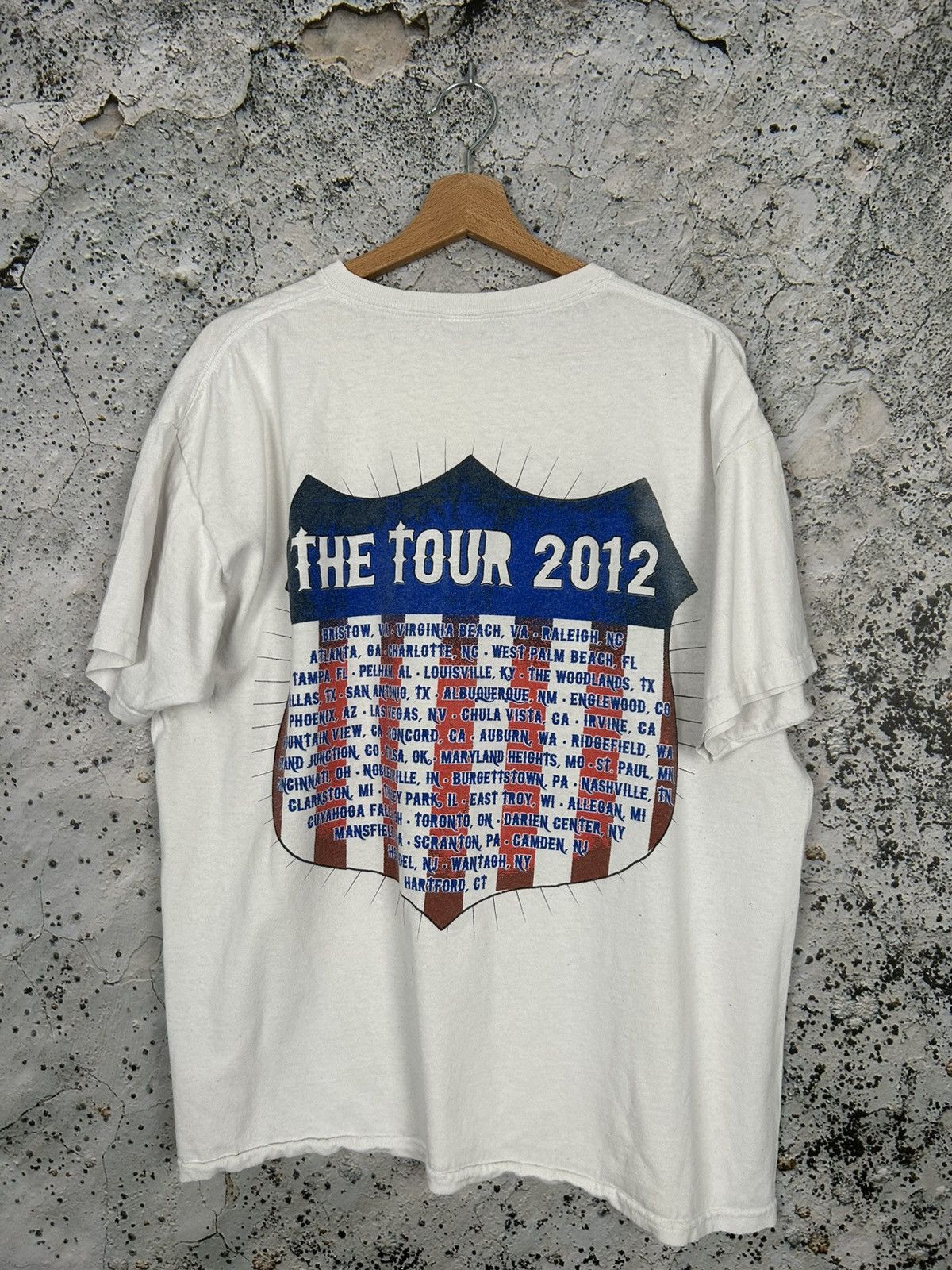 Band Tees The Kiss Rock Band Tee Metal Punk Avant Garde Vintage Size US XL / EU 56 / 4 - 4 Thumbnail