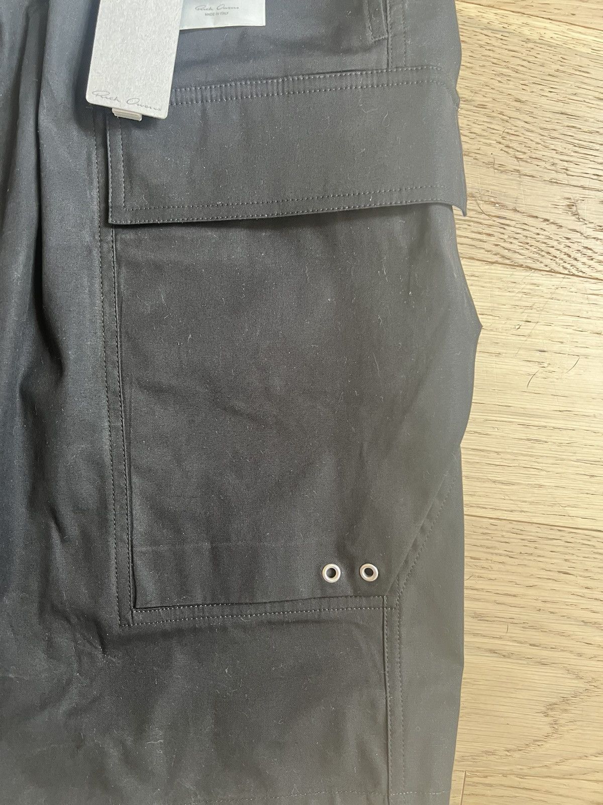 Rick Owens Rick Owens Pod Shorts Black Size US 40 / EU 56 - 2 Thumbnail