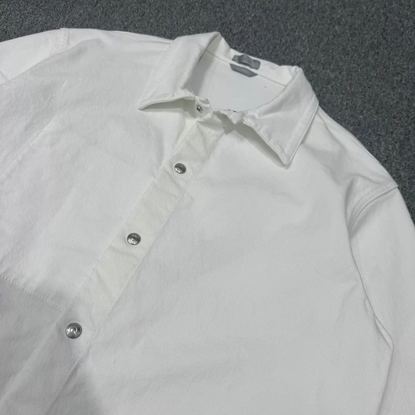 Dior Dior White Back CD Embroidery Shirt 46 99 New Size US S / EU 44-46 / 1 - 3 Thumbnail