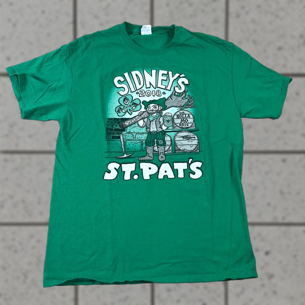 Port & Company VINTAGE Rolla Missouri Sidneys St Pats Patricks T Shirt Green 2018 Large Unisex Adults L Size Mens Womens Boys Girls Size US L / EU 52-54 / 3 - 1 Thumbnail