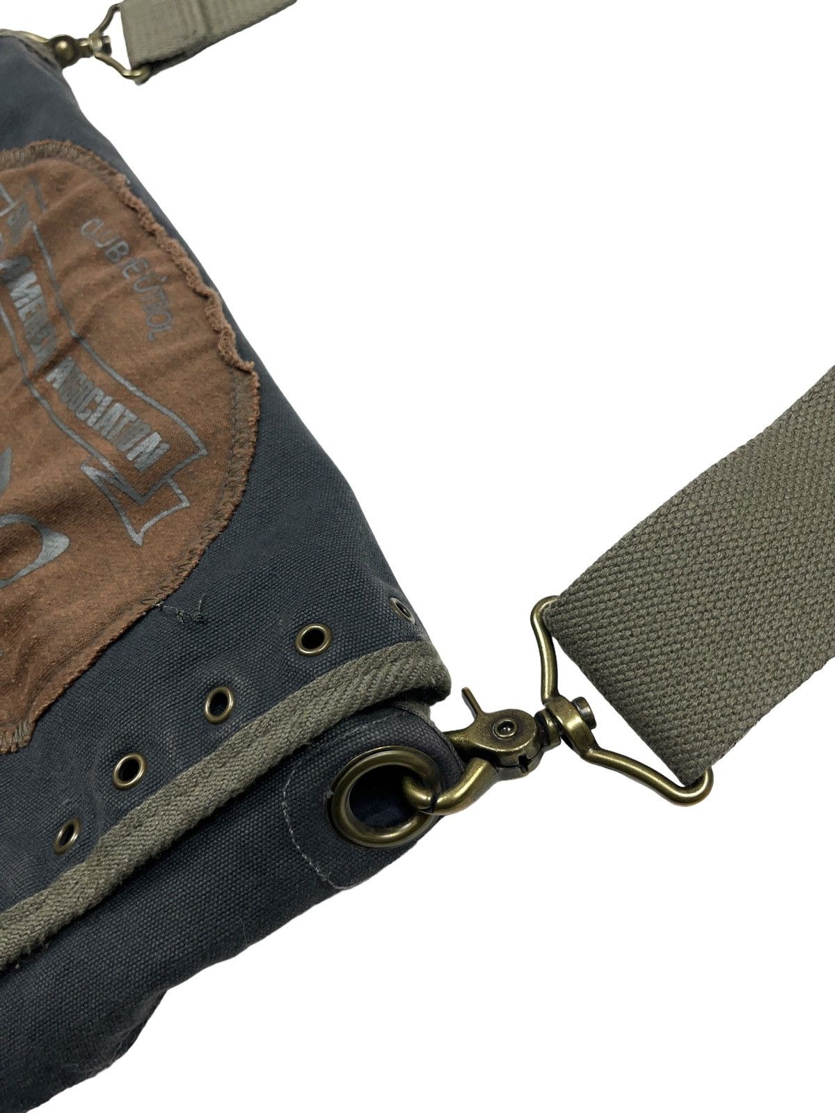 Japanese Brand Vintage Estadio y2k Japanese Crossbody Bag Pocket Size ONE SIZE - 3 Thumbnail