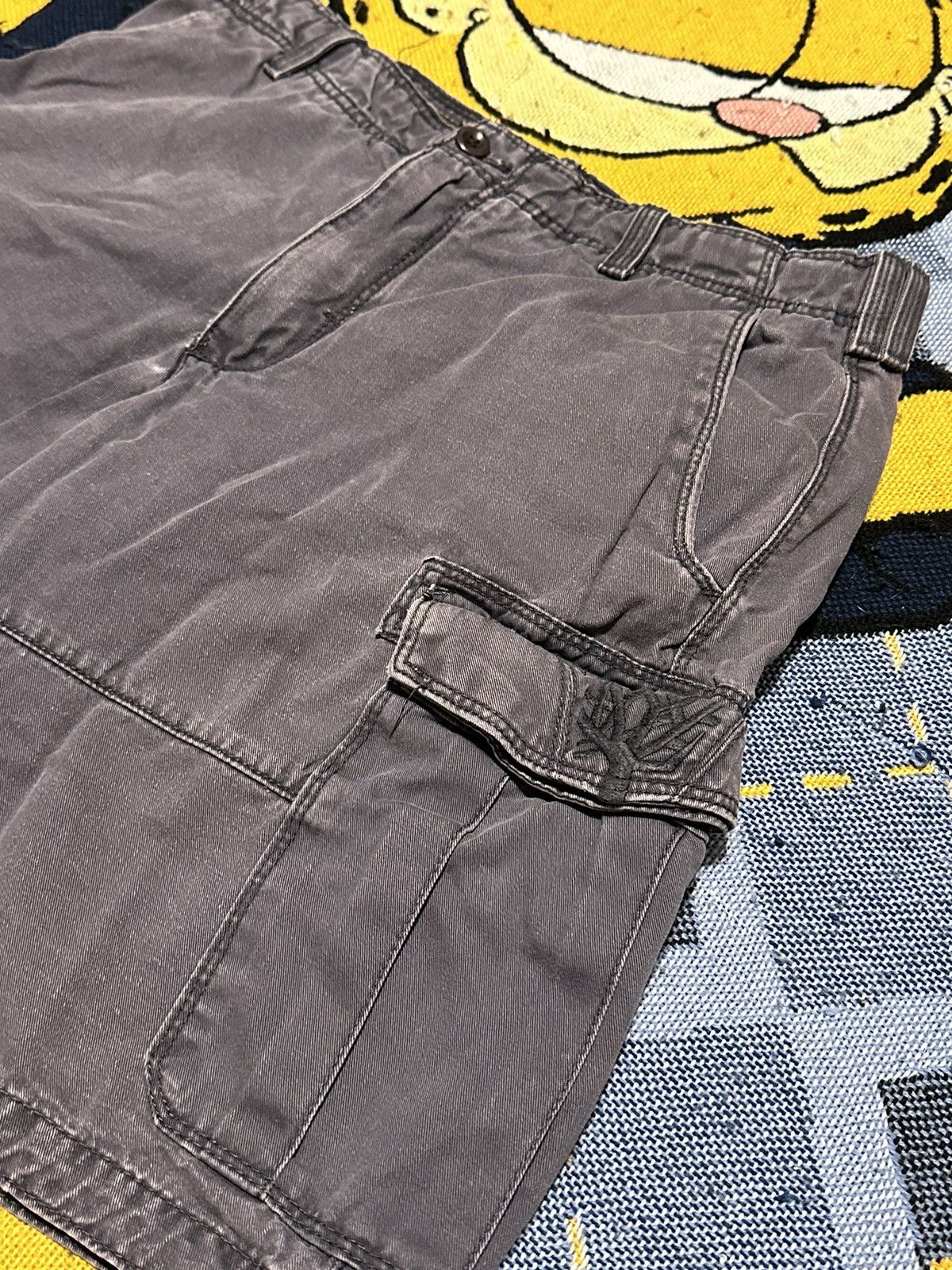 Timberland Vintage Timberland Cargo Shorts Size US 32 / EU 48 - 2 Thumbnail