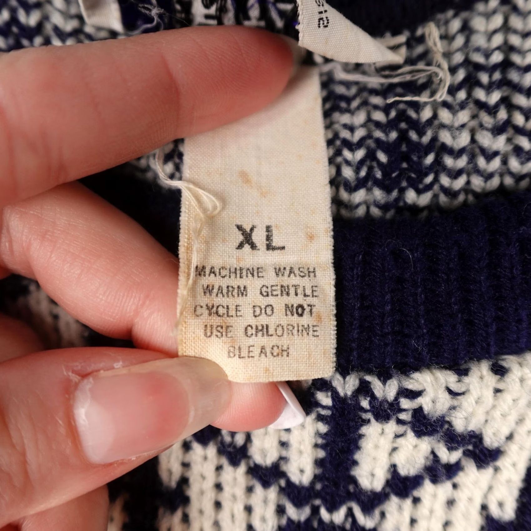 Vintage VINTAGE Heritage Sportswear Sweater Mens XL Blue Geometric 80s Ski Pullover Knit Wool? Acrylic Size US XL / EU 56 / 4 - 3 Thumbnail