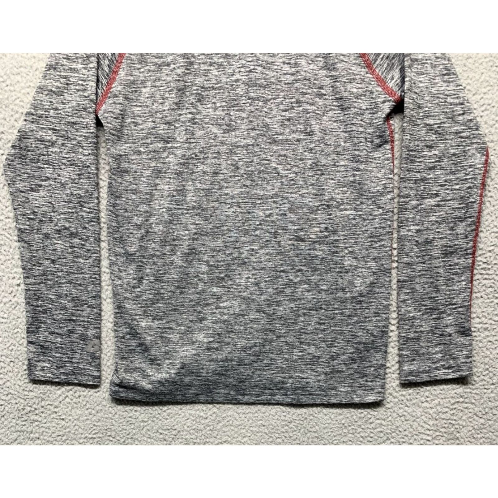 Vintage Russell T-Shirt Men’s Medium Long Sleeve Crew Neck Heather Gray & Red Dri-Power 360 Athletic Shirt Size US M / EU 48-50 / 2 - 6 Thumbnail