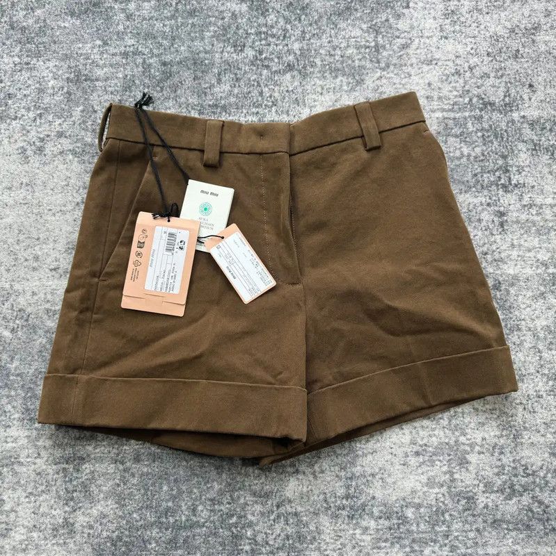 Miu Miu Miu Miu Casual Wool Shorts in Khaki Color 0089 Size 23" - 1 Thumbnail