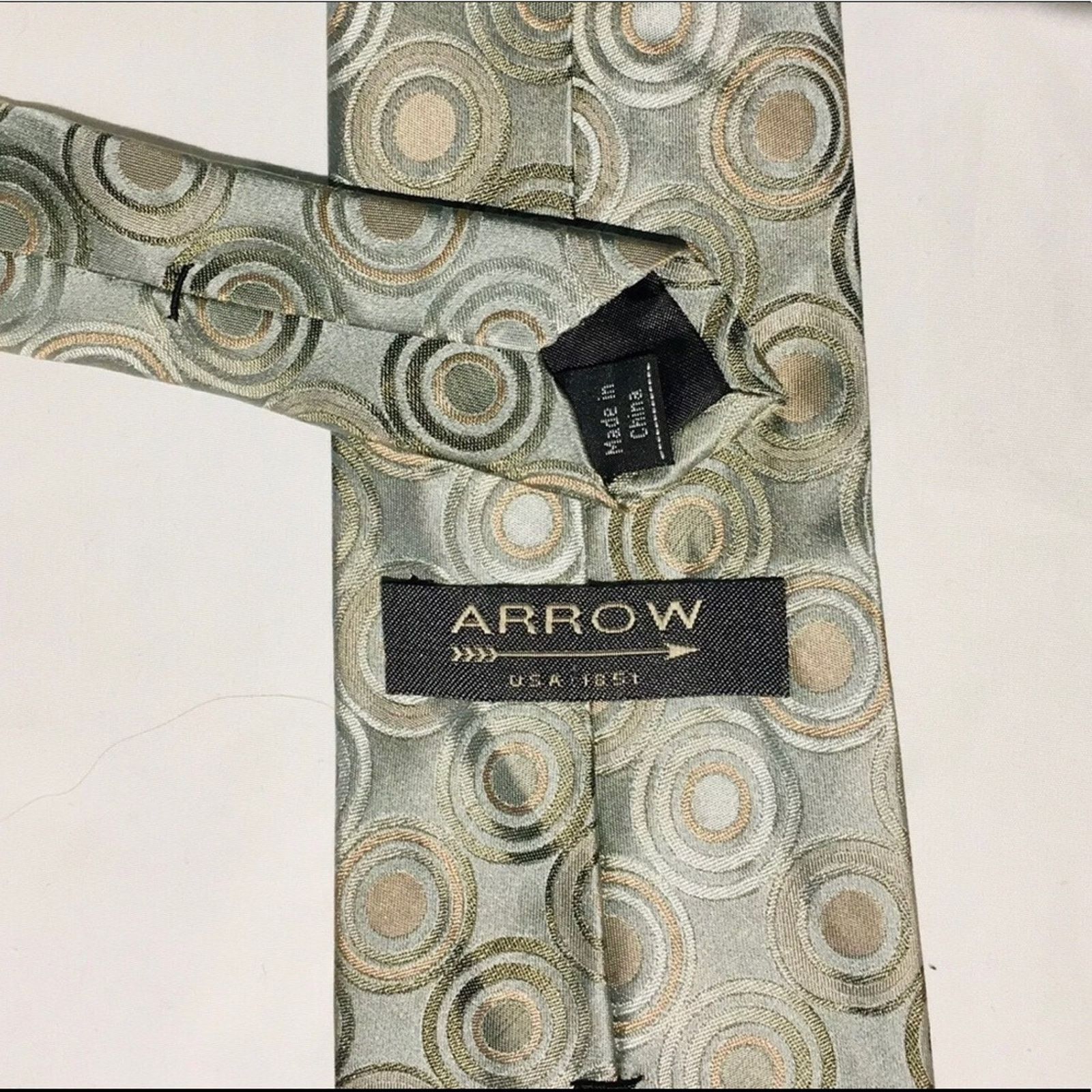 Arrow ARROW USA 1851 OLIVE GREEN CIRCLES DECO SILK NECKTIE TIE Size ONE SIZE - 2 Thumbnail