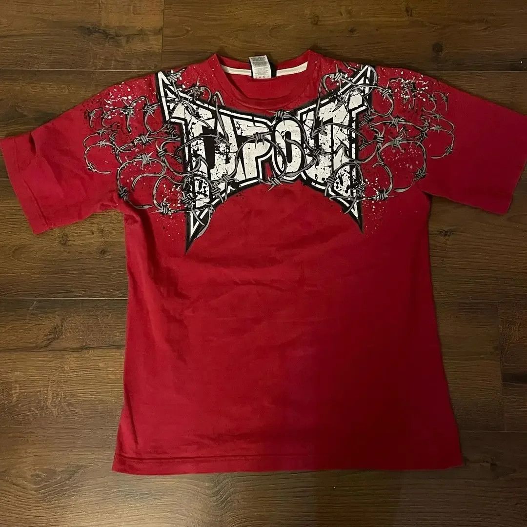 Vintage Gothic Red Prison Streetwear TShirt Size US XL / EU 56 / 4 - 1 Thumbnail