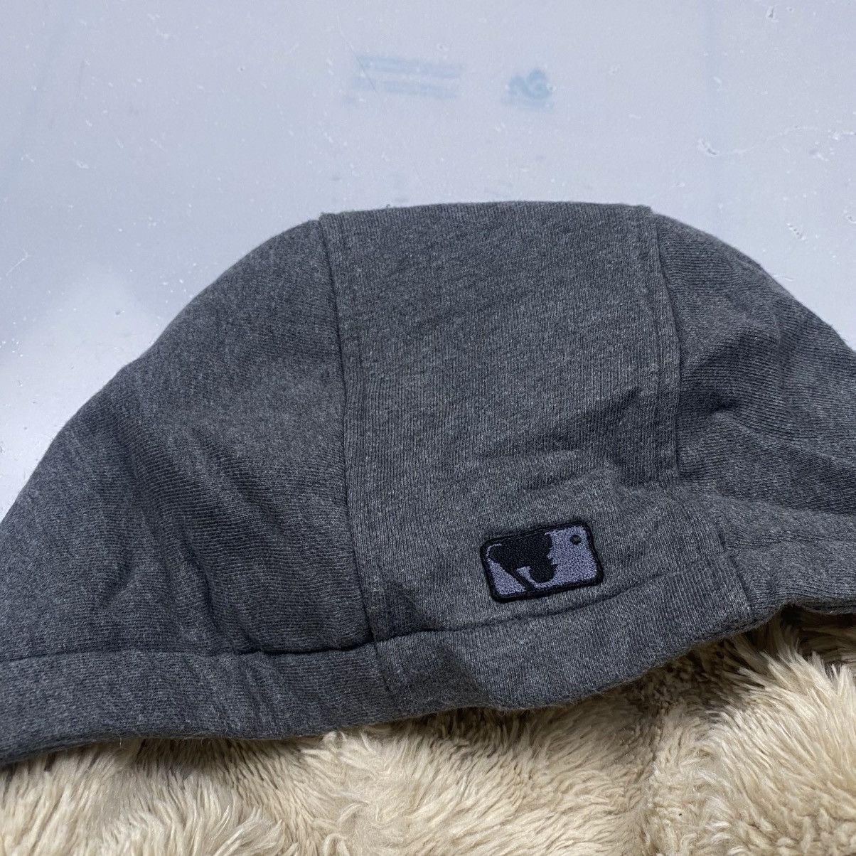 MLB y2k MLB New York Fur Hooded Jacket Sweater Size US XS / EU 42 / 0 - 5 Thumbnail
