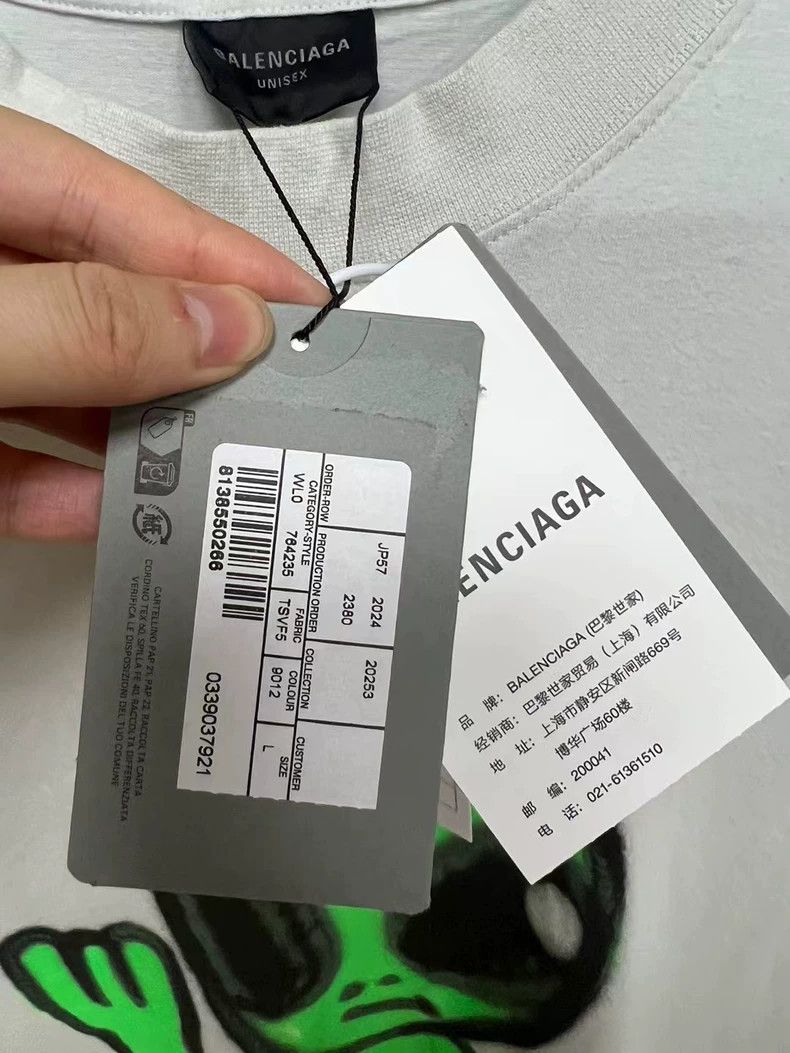 Balenciaga Balenciaga Alien short sleeves Size US L / EU 52-54 / 3 - 4 Thumbnail