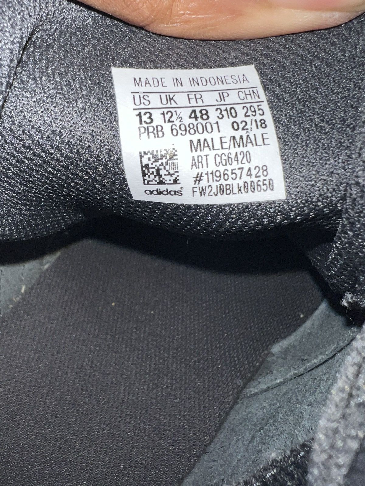 Adidas Adidas Calabasas Size US 12 / EU 45 - 6 Thumbnail
