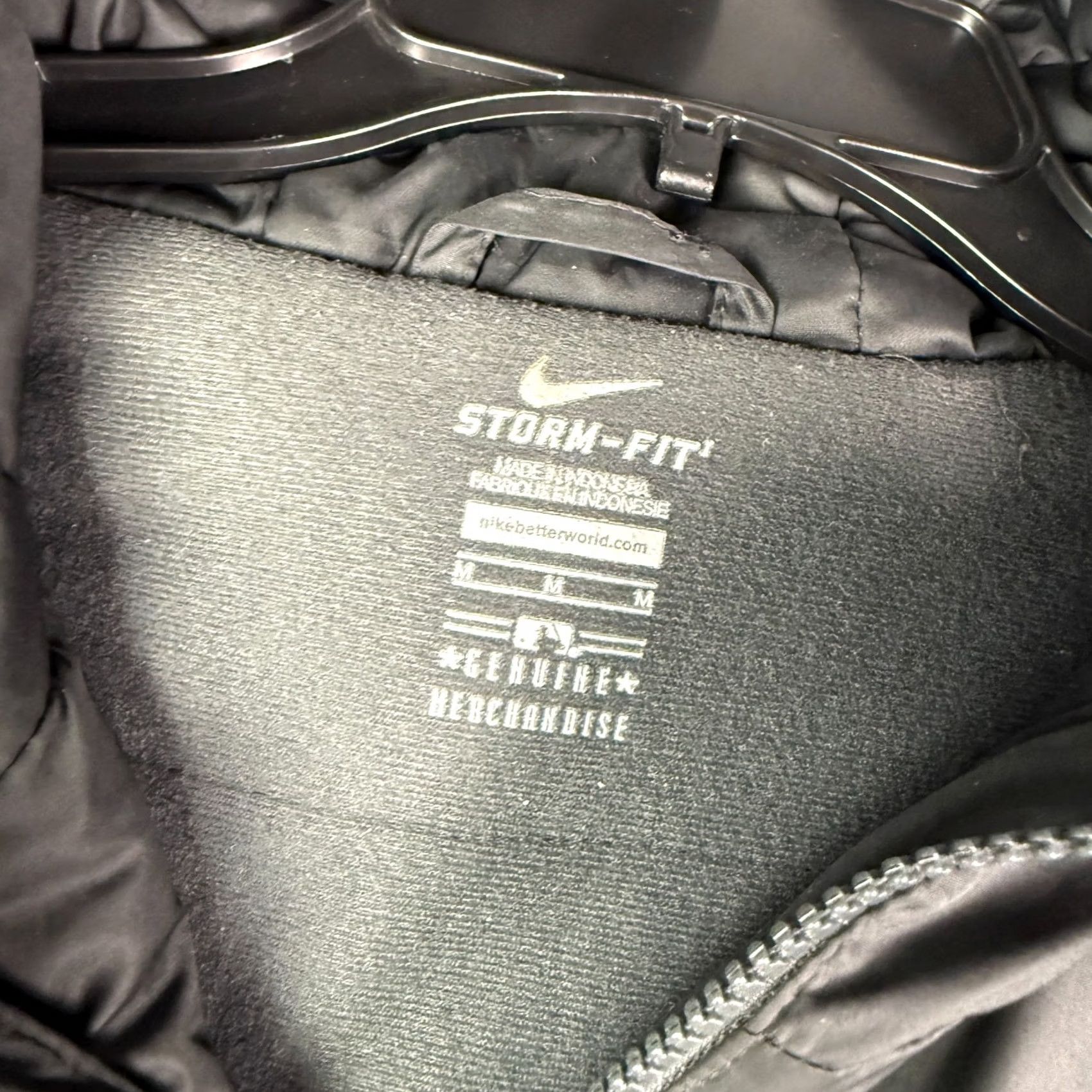 Nike Nike Storm Fit New York Yankees Puffer Jacket Mens M Black Hooded MLB Full Zip Size US M / EU 48-50 / 2 - 3 Thumbnail