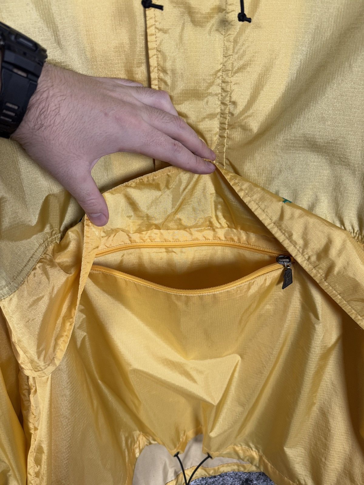 Reebok Reebok Athletic Dept Anorak Nylon Gold Jacket Vintage XL Size US XL / EU 56 / 4 - 8 Thumbnail