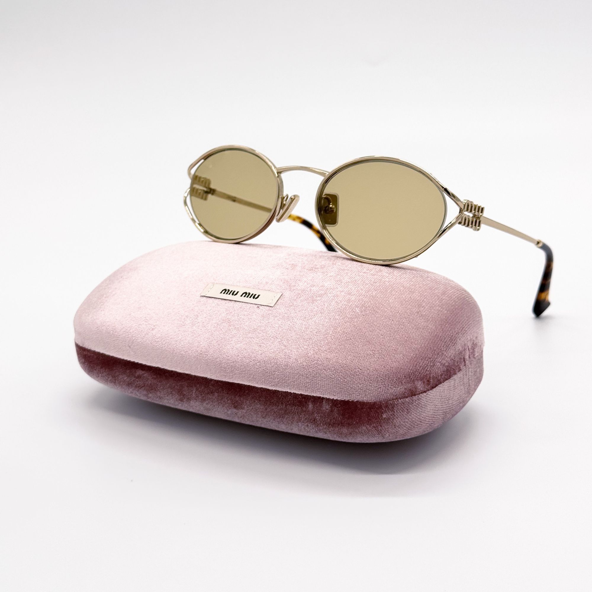 Miu Miu NEW MIU MIU SUNGLASSES MU52YS ZVN10R CREAM 52YS, SMU 