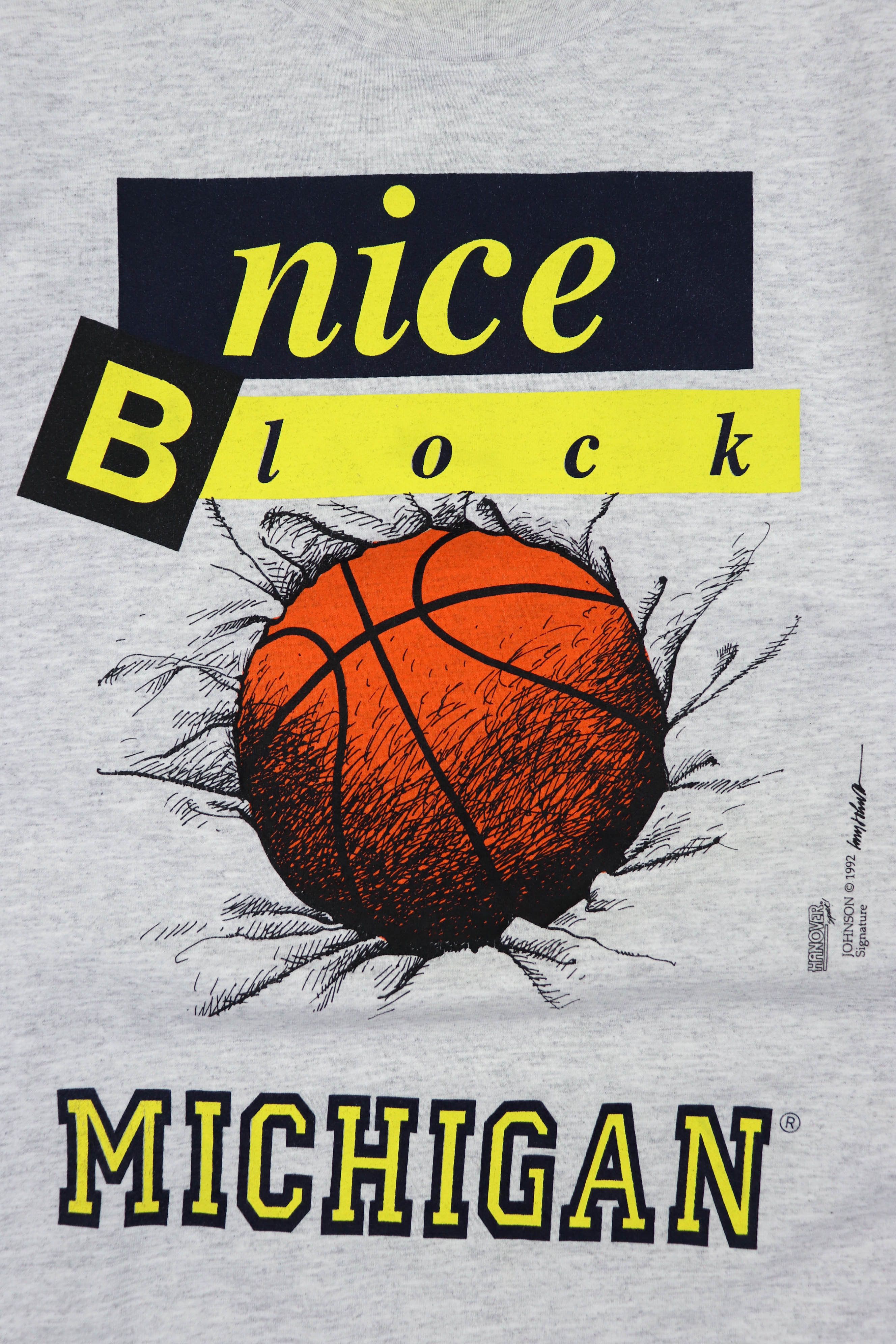 Vintage ©1992 Vintage 90s USA Nice Block Michigan Graphics T-shirt Size US XL / EU 56 / 4 - 6 Thumbnail
