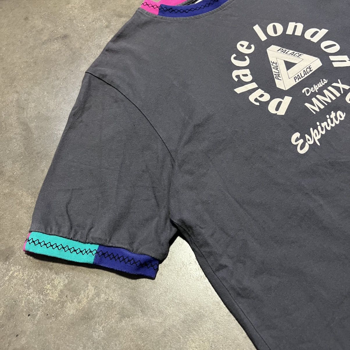 Palace Palace Skateboards London Sportif Graphic T Shirt Skater Size US XL / EU 56 / 4 - 3 Thumbnail
