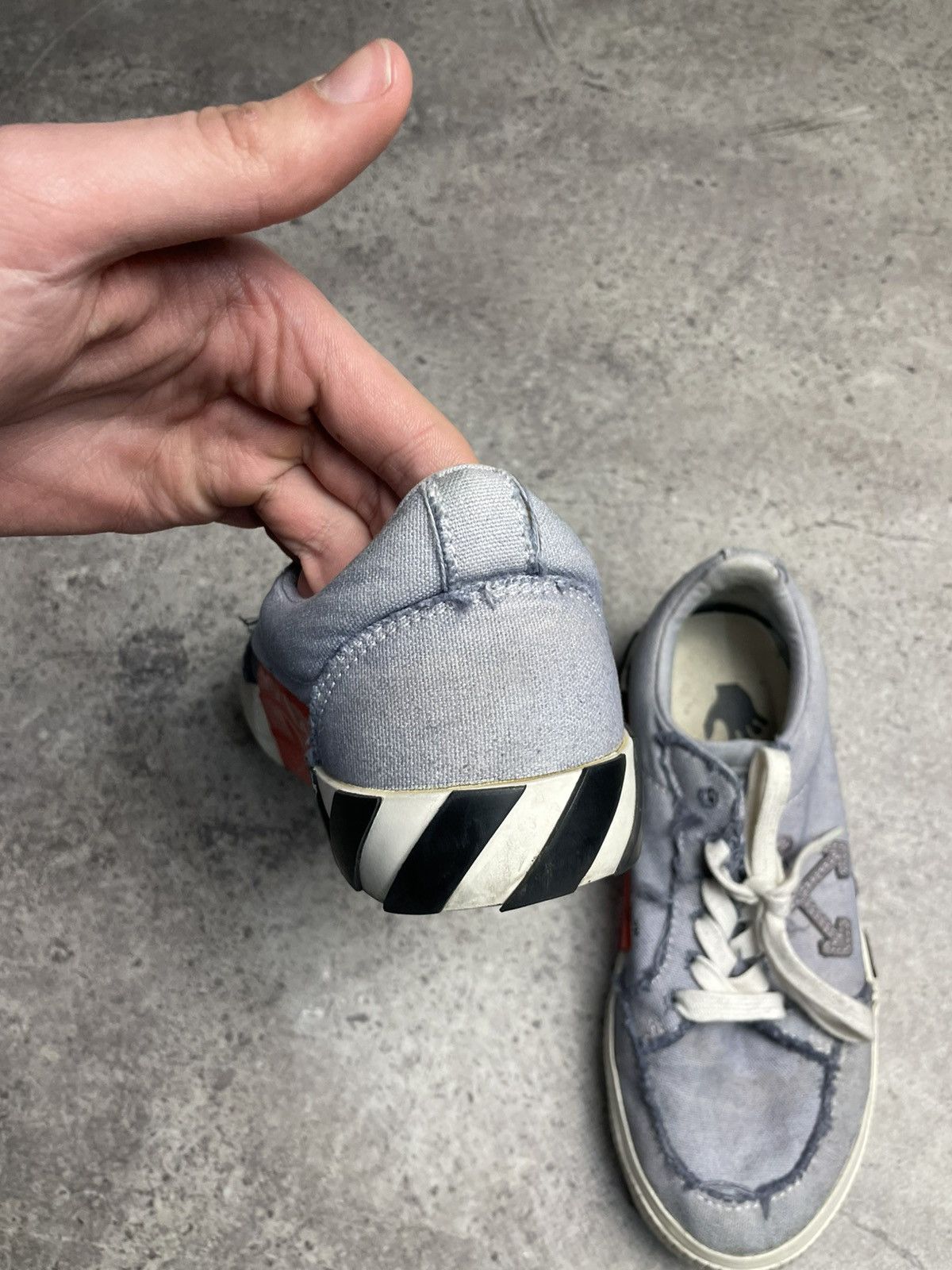 Off-White Off-White Vulcanized Low Sneakers Cotton size EU36 Size US 6 / IT 36 - 4 Thumbnail