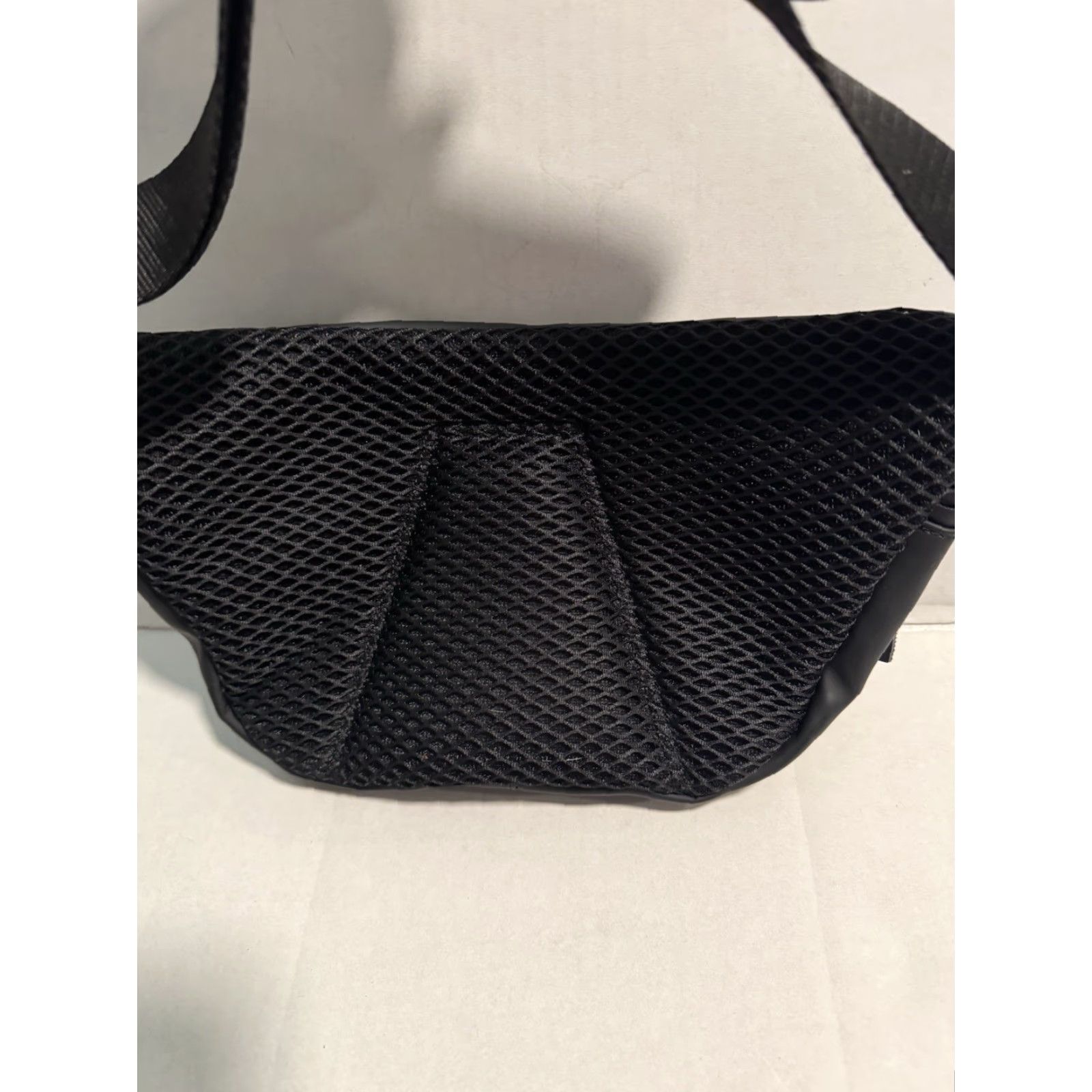 Rains RAINS x Activision Blizzard Waterproof Bum Bag Mini - Black Fannypack Rare! Bum Bag Mini Waterproof Black Fannypack RAINS Activision Blizzard Size ONE SIZE - 5 Thumbnail