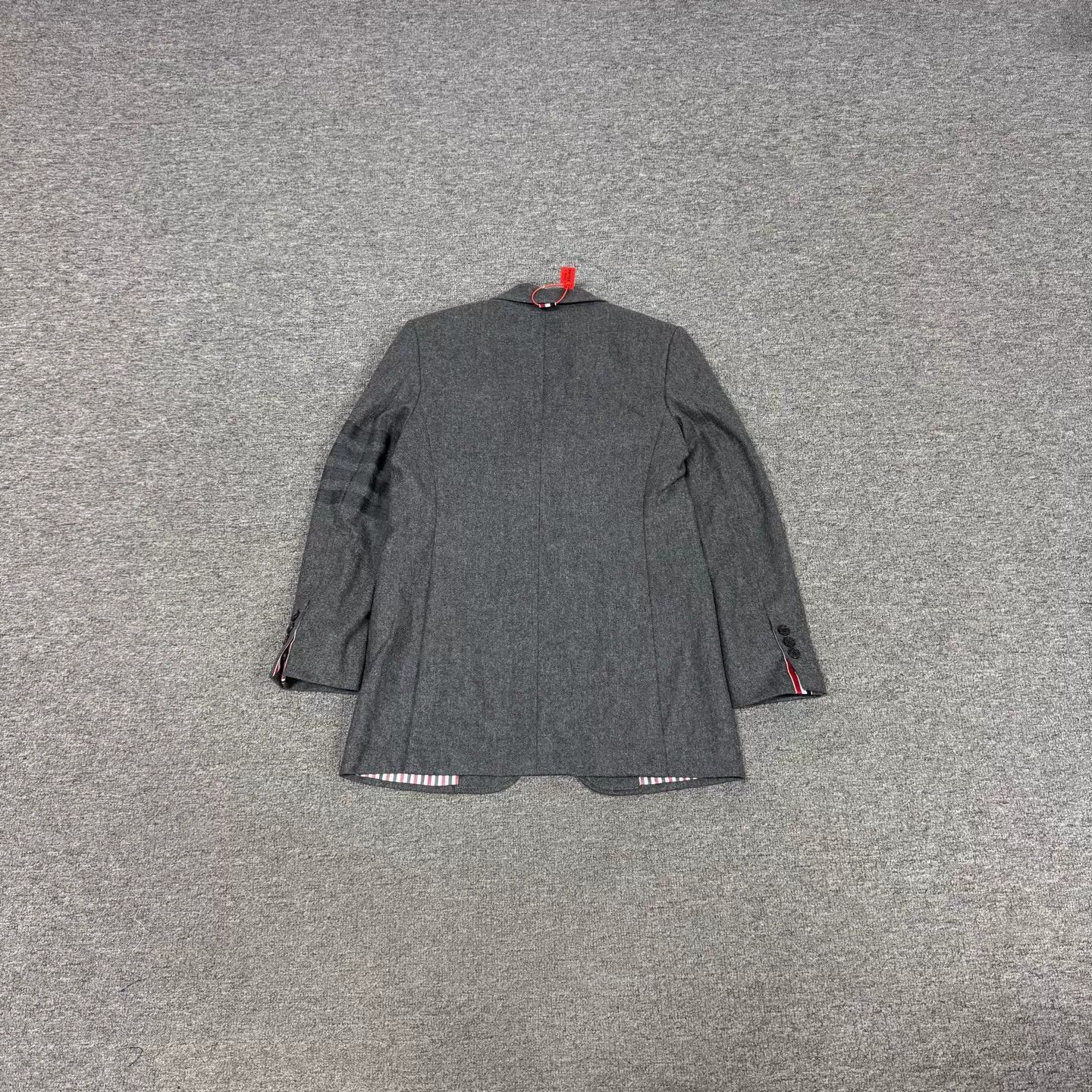 Thom Browne Thom Browne Gray 4-Stripe Wool Suit Jacket US40 99New Size S / US 4 / IT 40 - 2 Thumbnail