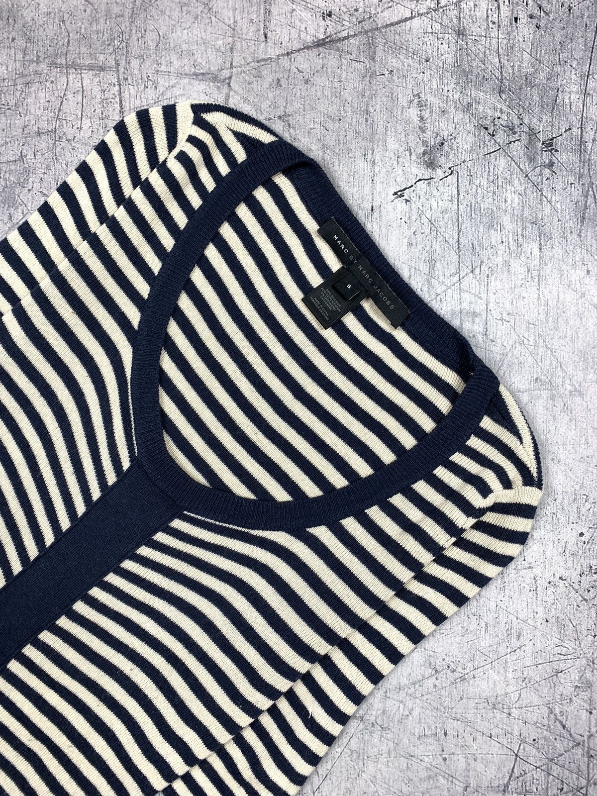Marc by Marc Jacobs Marc by Marc Jacobs Striped Cardigan Short Sleeve Size S Size S / US 4 / IT 40 - 2 Thumbnail