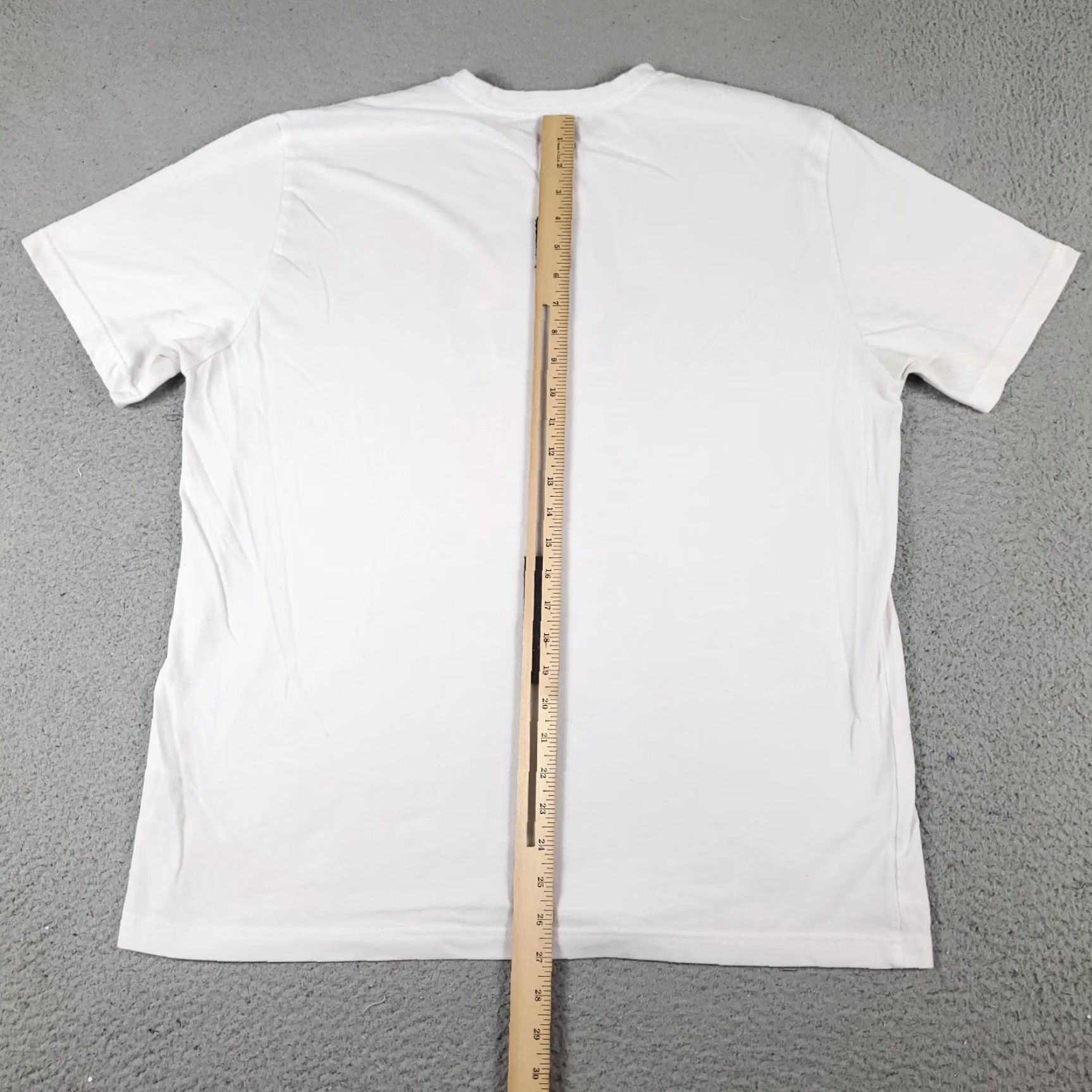 Nike Nike T-Shirt Mens XL White Swoosh Casual Short Sleeve Sports Classic Size US XL / EU 56 / 4 - 5 Thumbnail