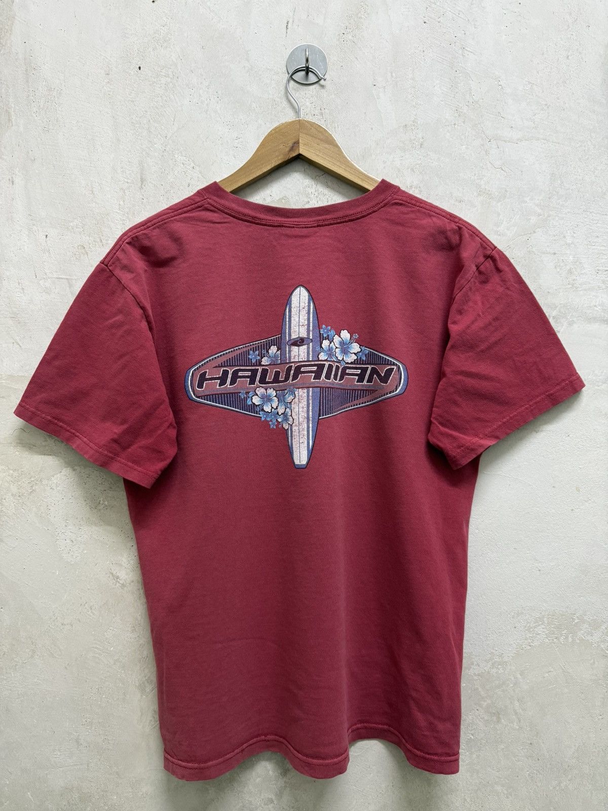 Vintage Thrashed Faded 2000s Hawaiian Surf Tee Size US M / EU 48-50 / 2 - 1 Thumbnail