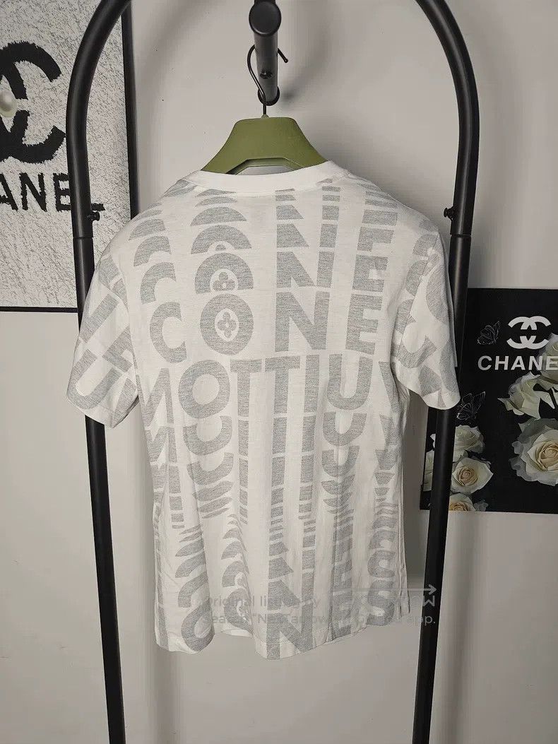 Louis Vuitton Louis Vuitton Full-print short sleeve Size US S / EU 44-46 / 1 - 2 Thumbnail